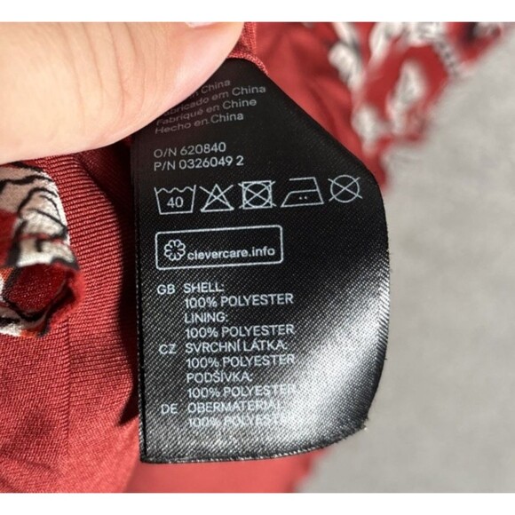 H&M Conscious Womens Maxi Dress 8 Chiffon Red Floral Sheer Smocked Boho Key Hole - Picture 11 of 16